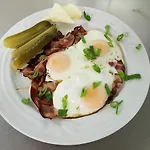 Penzion Restaurant & Liebenstein Libá