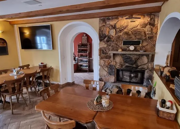 Restaurant & Liebenstein Πανσιόν