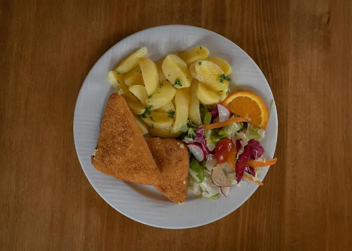 Restaurant & Liebenstein Πανσιόν Libá